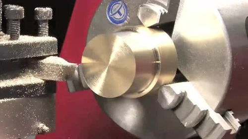 加工曲軸的整個(gè)過(guò)程由專(zhuān)業(yè)cnc車(chē)床和其他配件